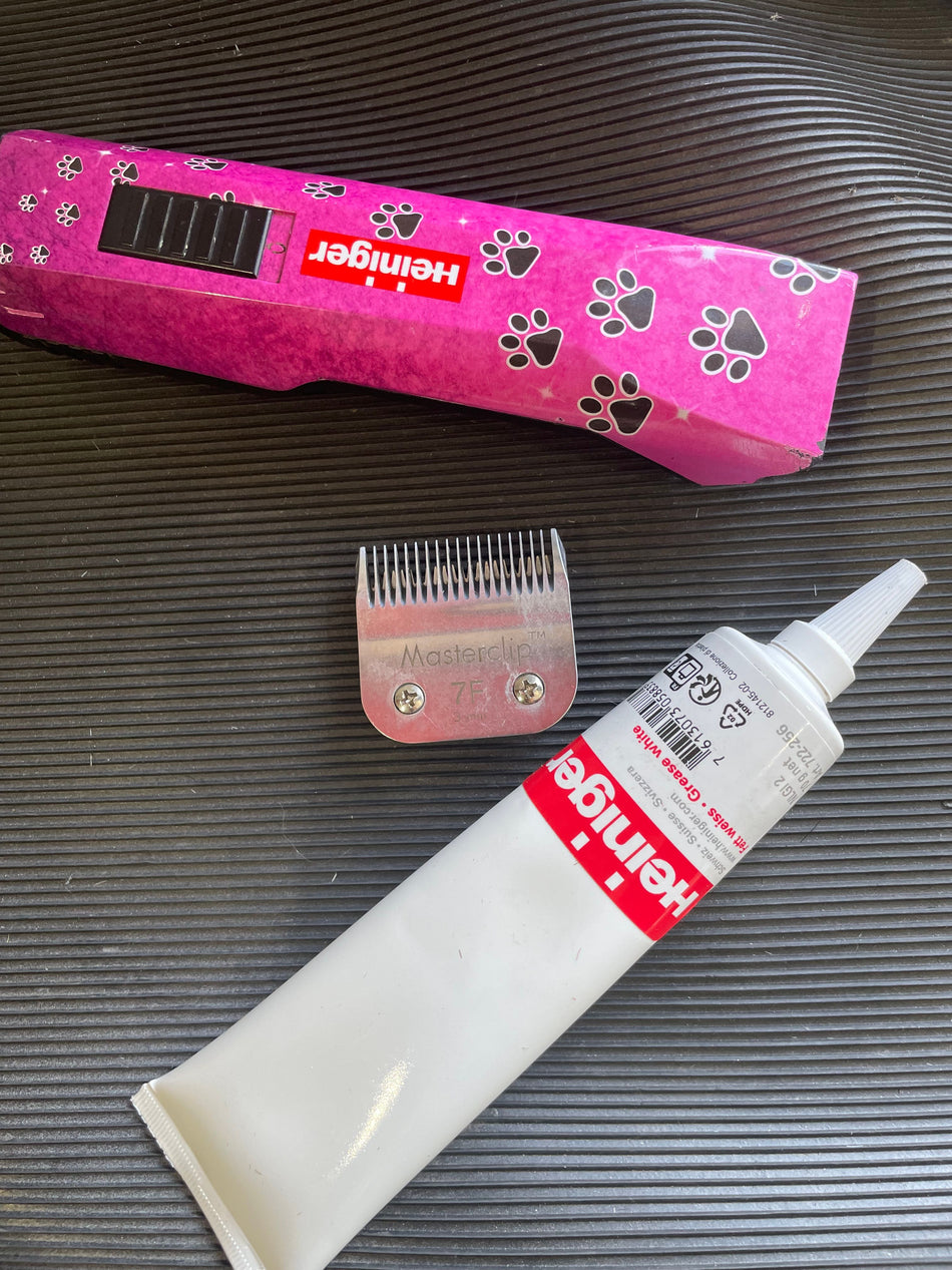 Clipper Servicing - Small Clipper/Trimmer