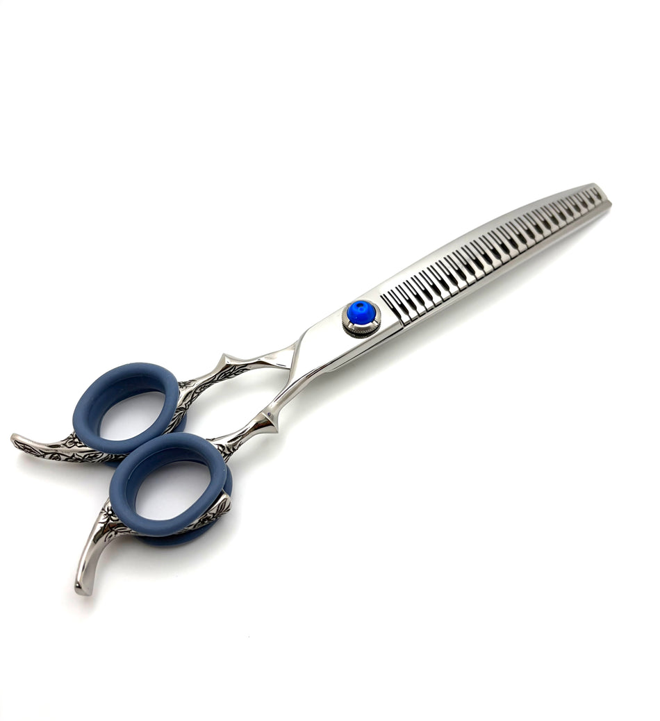 Akira Kasumi 7.5” Curved Chunker - Right Handed