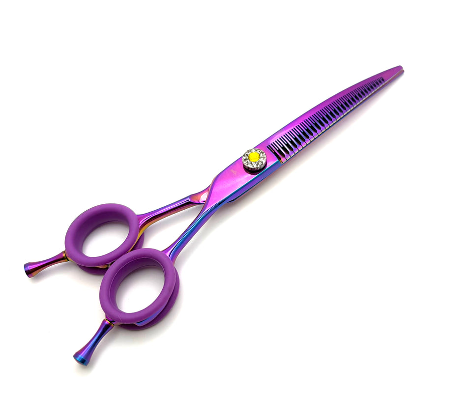 Akira Veil Hybrid 7” scissor with styling tip- Right Handed