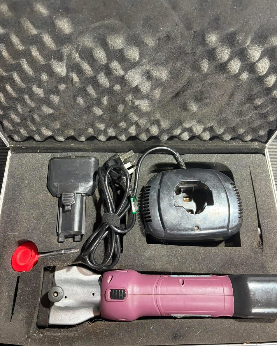 Used Masterclip HD Roamer Horse Clipper